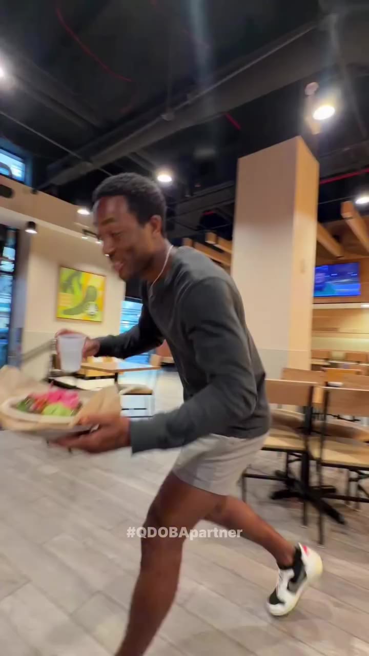 Freshly prepared ingredients + high protein? I'm listening @qdoba #QDOBApartner