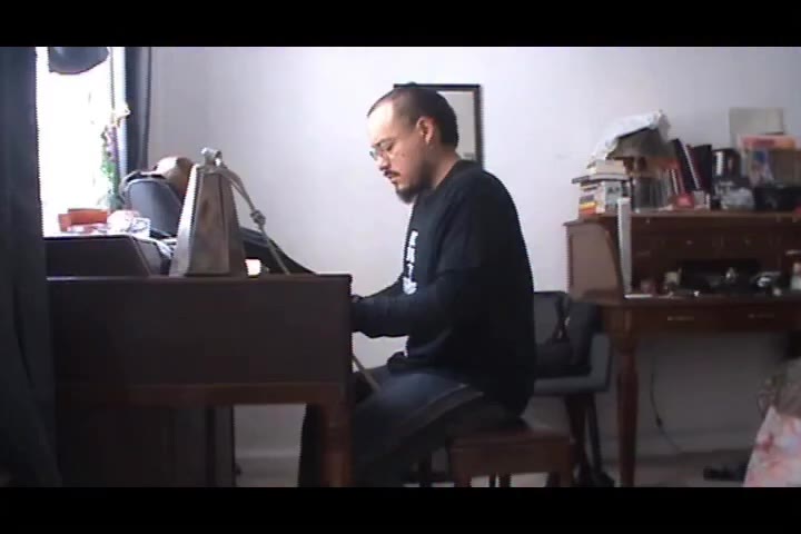 Gerardo Ponce Ramírez es músico e integrante de la banda Diles que no me maten…