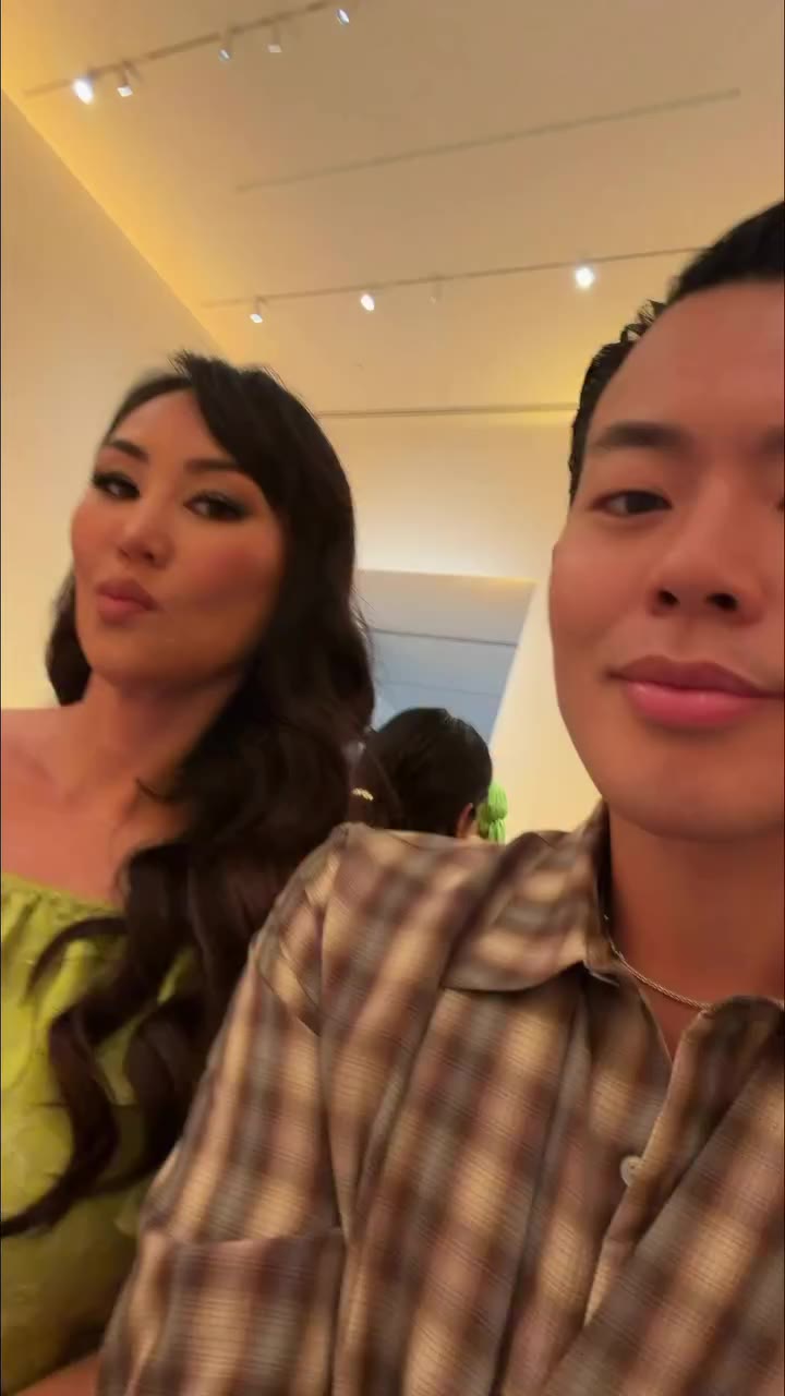 Some favorites from @prabalgurung (whilst sitting with my favorites!!)…