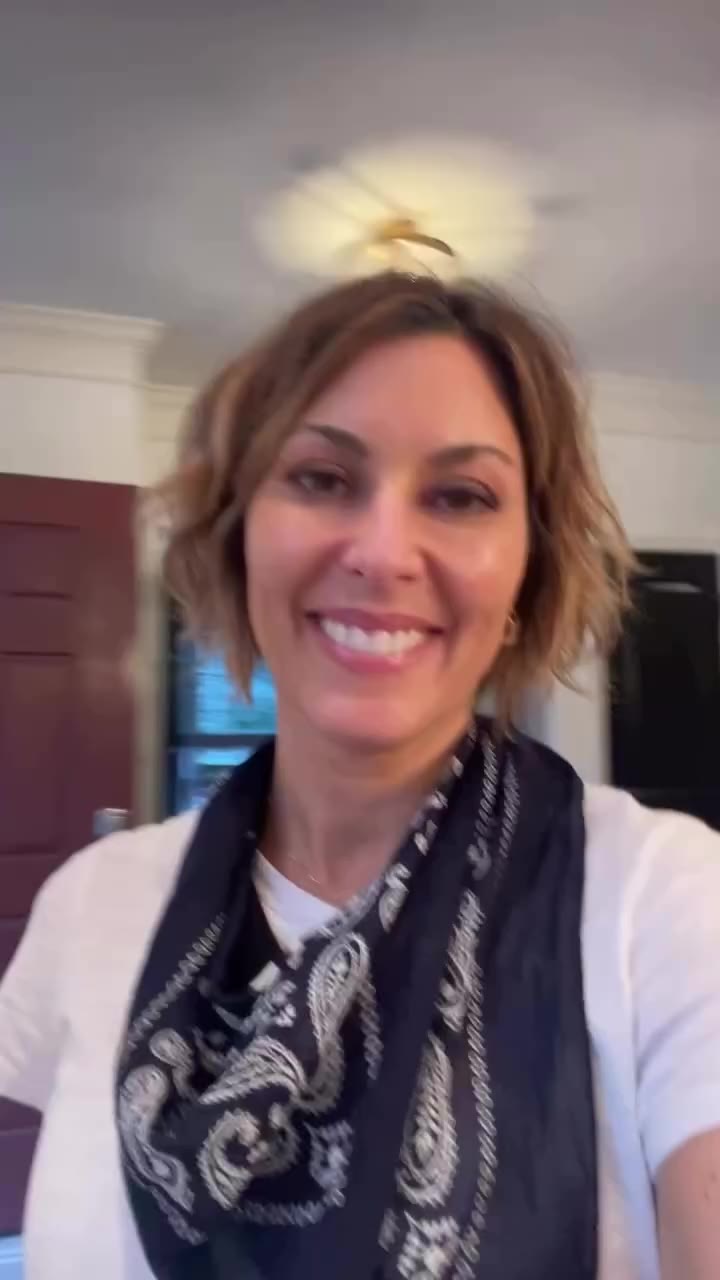 "Unboxing" time!!! #qvc #delivery #unboxing #stylewithamy #shopper