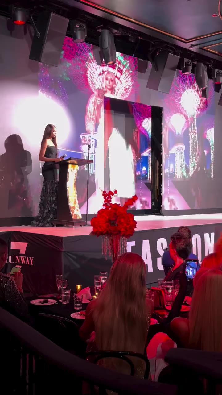 Awards Speech Video of me with Kimba (@BogieAndKimba) accepting the Best…