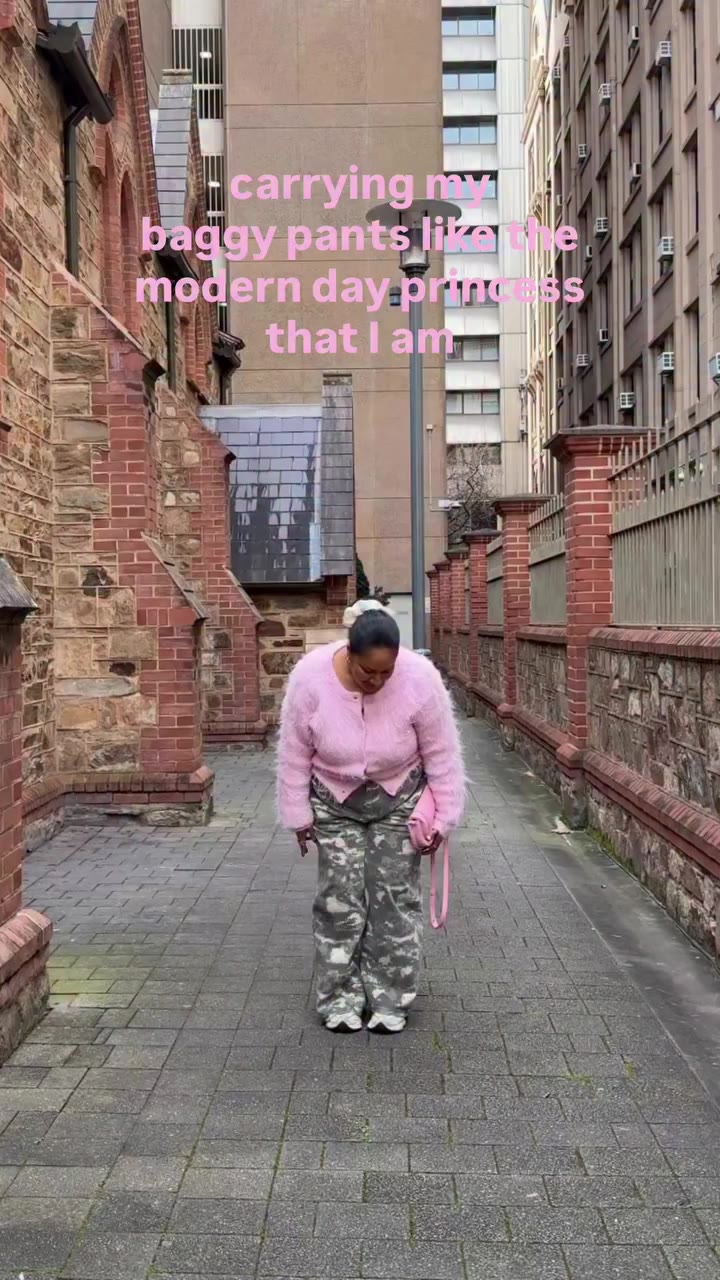 Just call me Cinderella 💅🏽 🏷️baggy pants outfit, camouflage pants, spring…