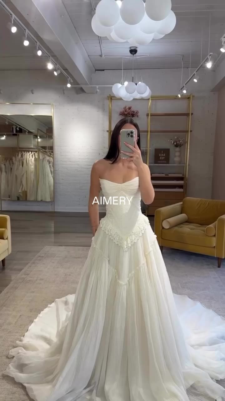 Which @ruedeseinebridal wedding dress are you saying I Do to? 💍✨ 1. Aimery 2…