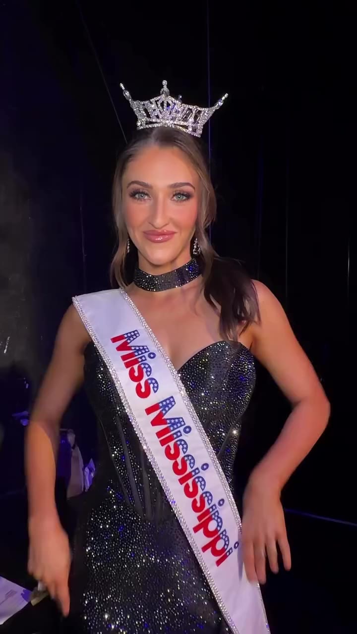 Ladies & gentlemen…. Our new Miss Mississippi State University, Crosby Taylor!…