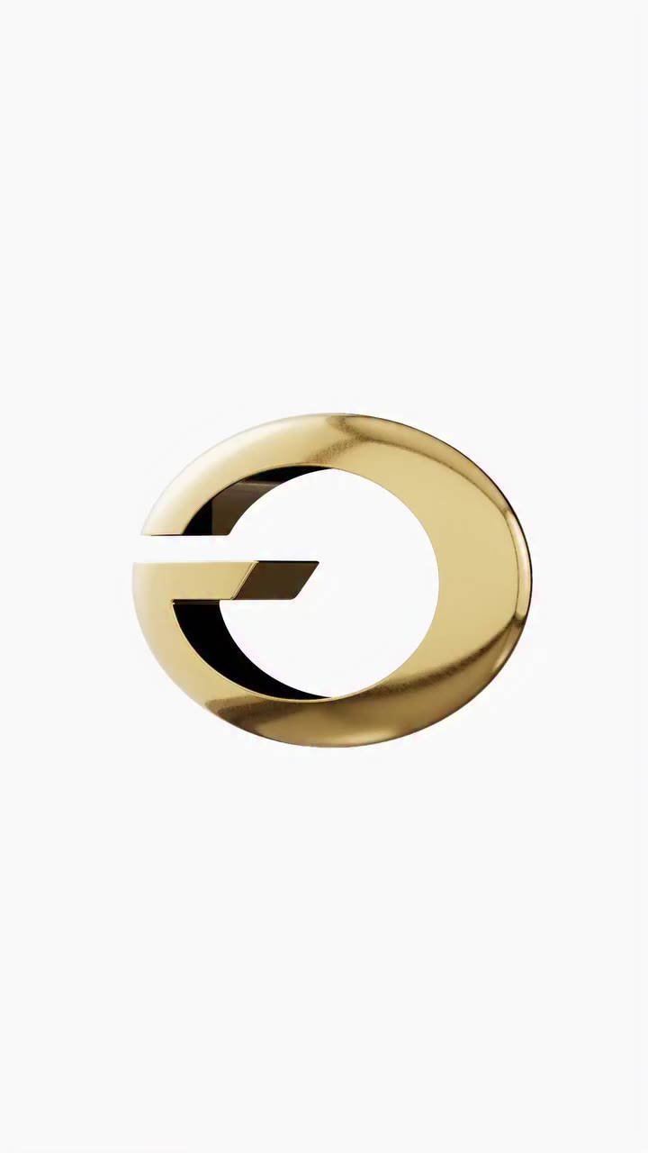 Structured lines meet soft curves. This is Allegra. 지금 GUESSKOREA.COM에서 만나보세요.