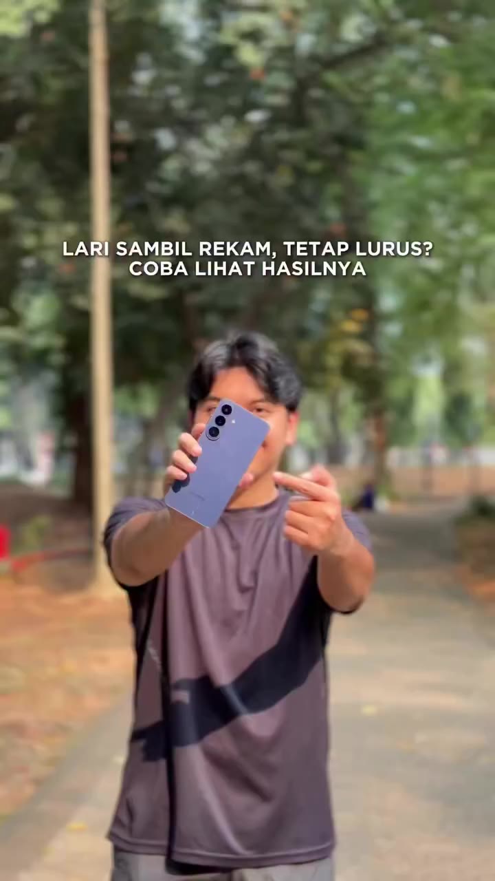 Lagi lari sambil rekam, HP diputer 180° tapi horizon tetap lurus 😮‍💨…