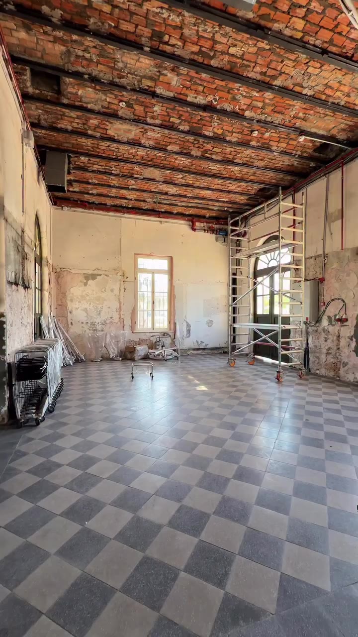 from raw space to the popup outlet of your dreams 🧺 clean clothes, DIRTY…