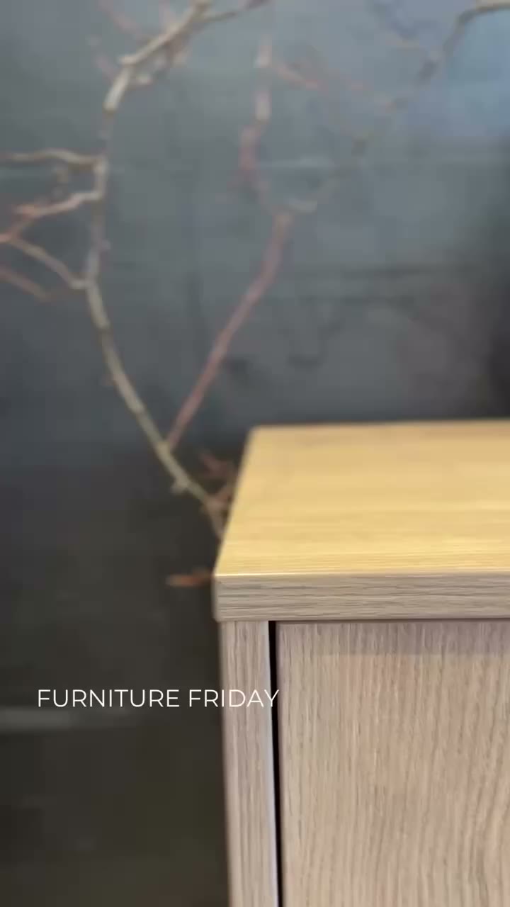 Furniture Friday #4. Ein bisschen Wärme fürs Kinderzimmer. 🤍 Die KYO…