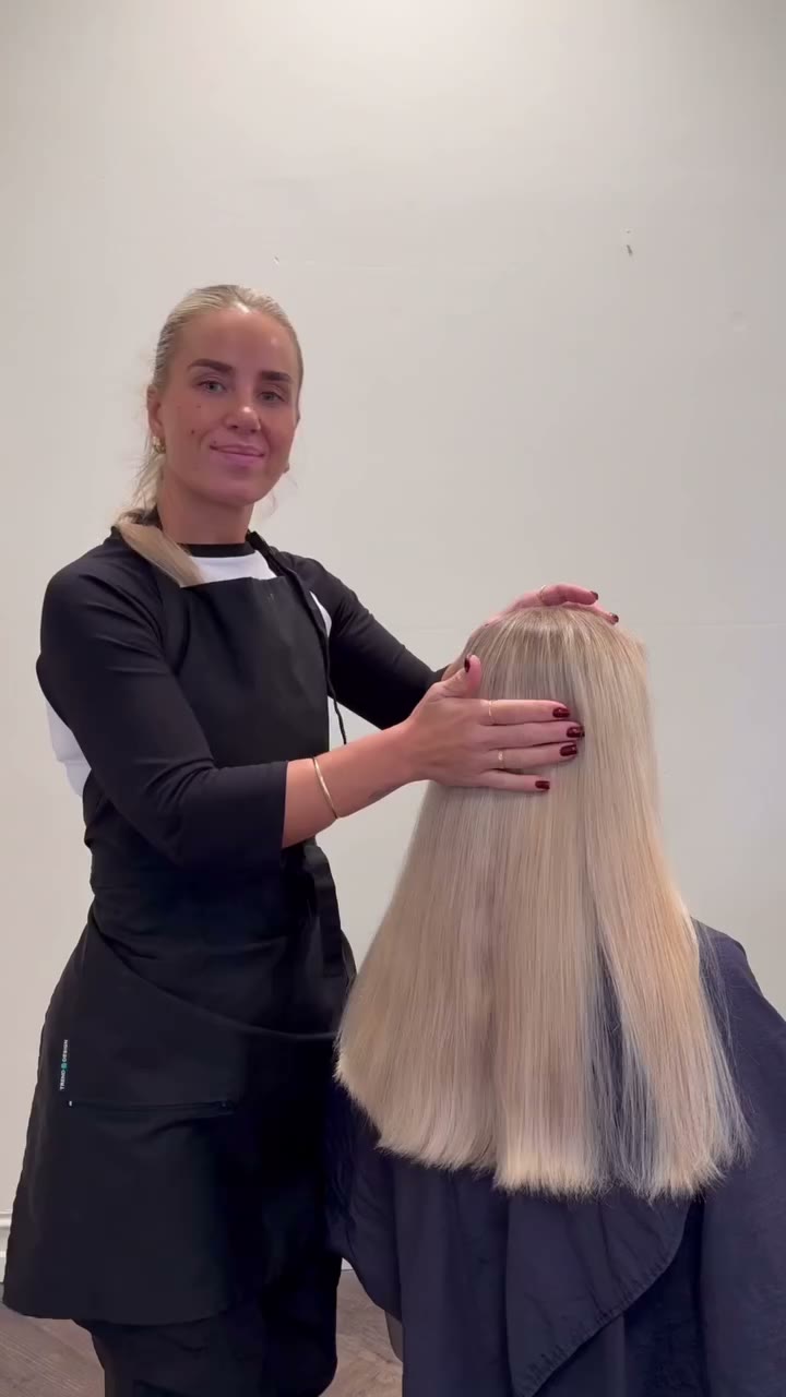 Fra for første behandling til resultatet ✨ for en blond farge som popper og…