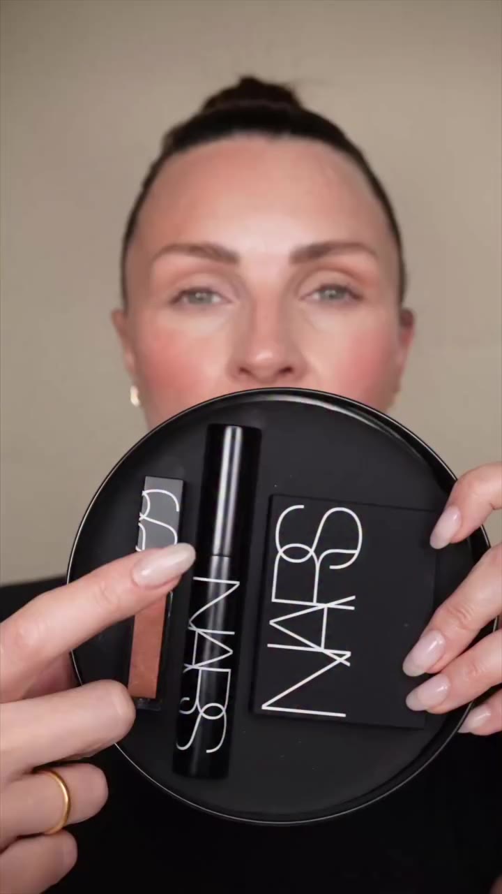 Testing out the New Mascara from @narsissist #gifted #makeup #makeuptutorial…