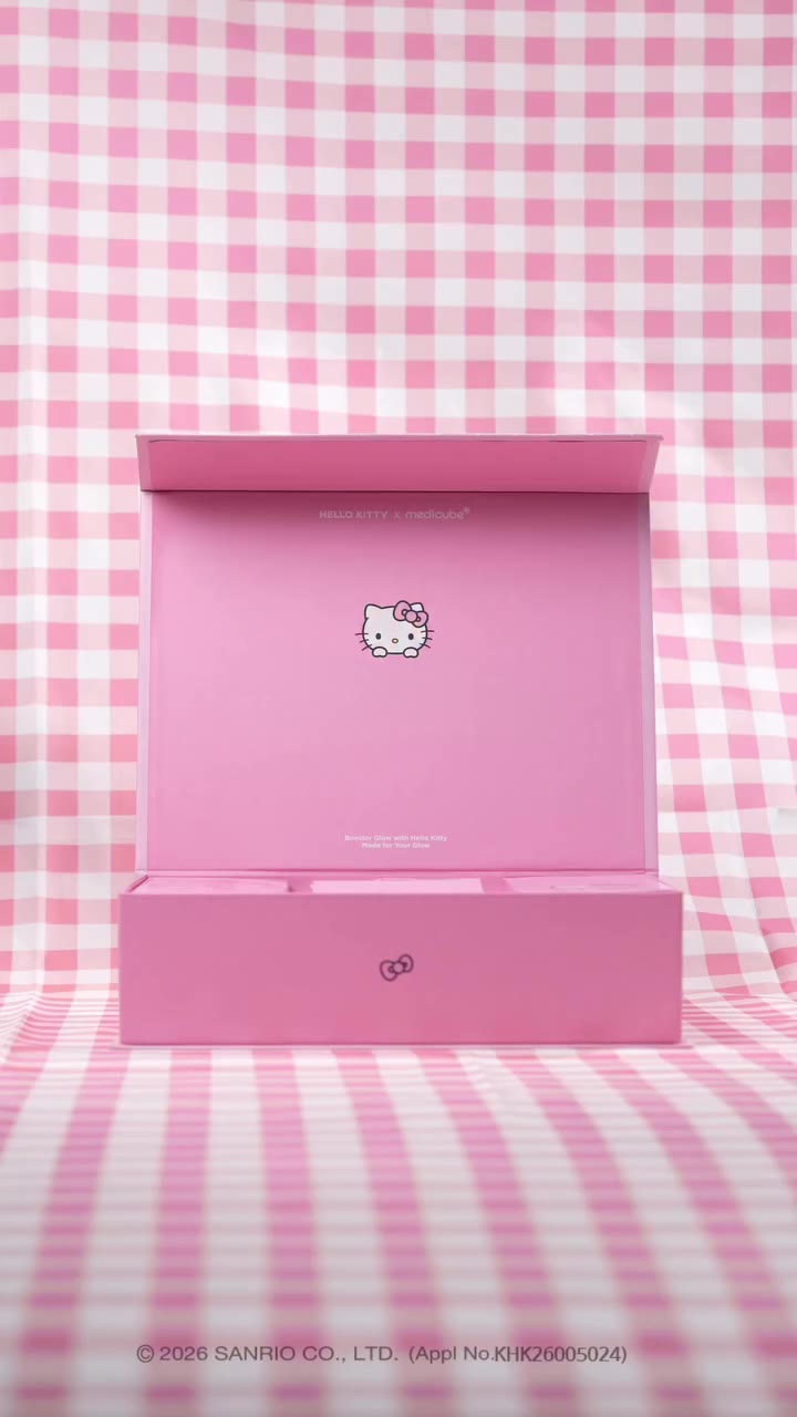 ⠀ [품절임박!]헬로키티와 메디큐브 부스터글로우의 역대급 만남🥰 ⠀ 🩷 핑크빛으로 새롭게 태어난 메디큐브 부스터글로우 ⠀ 💧 물광…