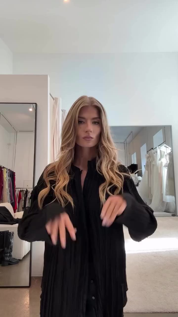 POV: you have 5 min to dress up ✨