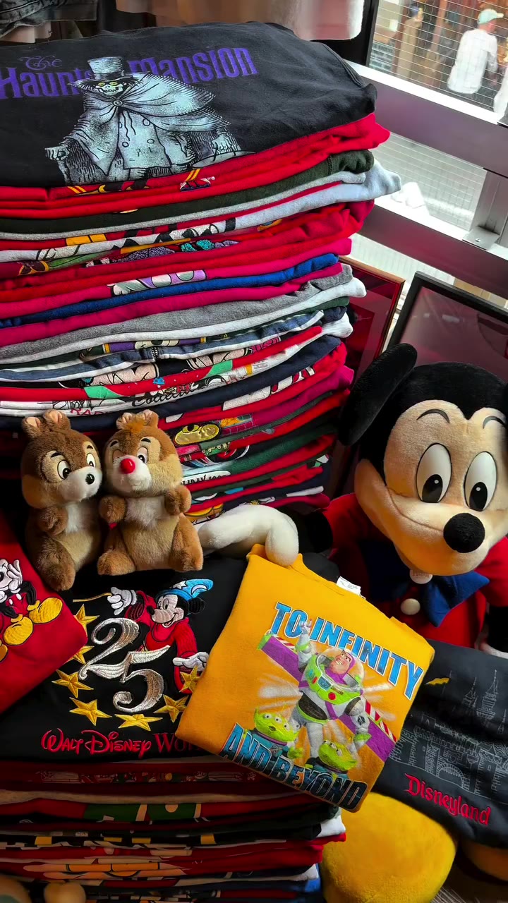 【ManiA! AW START🍂】 今週末からのシルバーウィークに合わせて、 ⁡ スウェット約200枚が一気に入荷です!! ⁡…