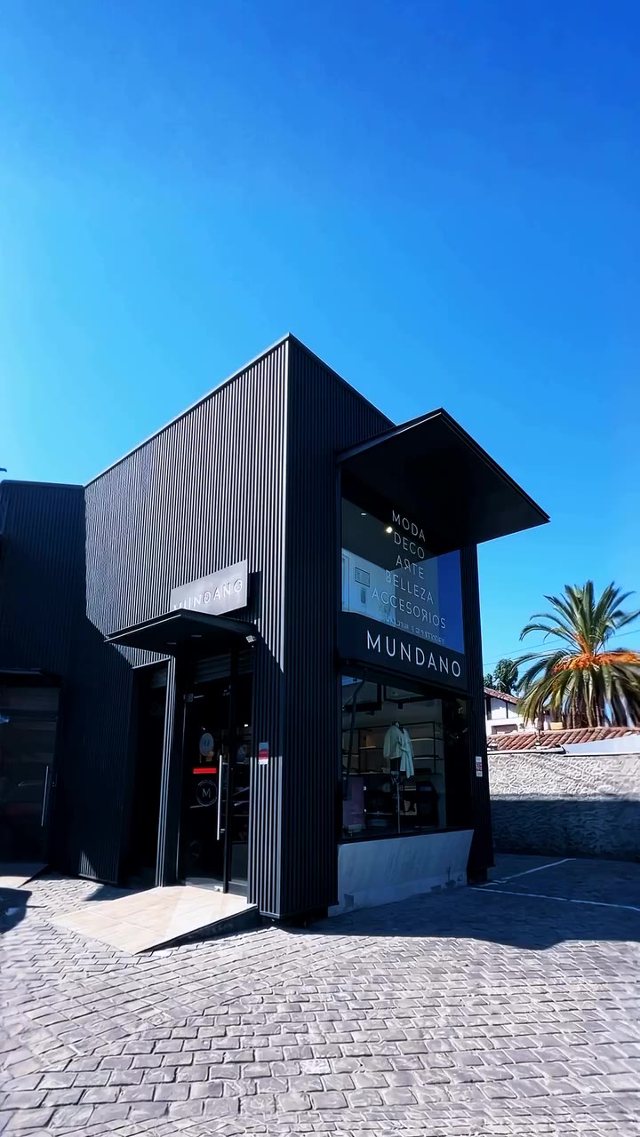 Muy Felices Fiestas Patrias!! Con mucho cariño, Equipo Mundano 🇨🇱…