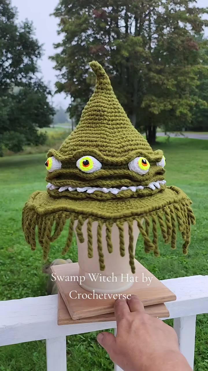 ✨️NEW PATTERN: Swamp Witch✨️ On Ravelry and Etsy by me, Crochetverse -or…