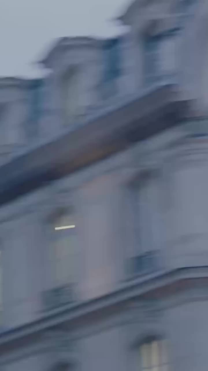 Walking the streets of Paris in a Western jacket makes me feel like Jon Voight…