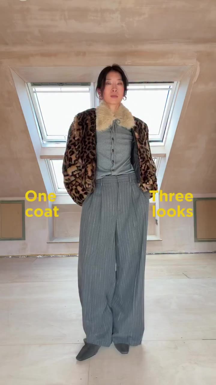 A coat I freshly picked from the @marksandspencer LFW runway! Love how easily…