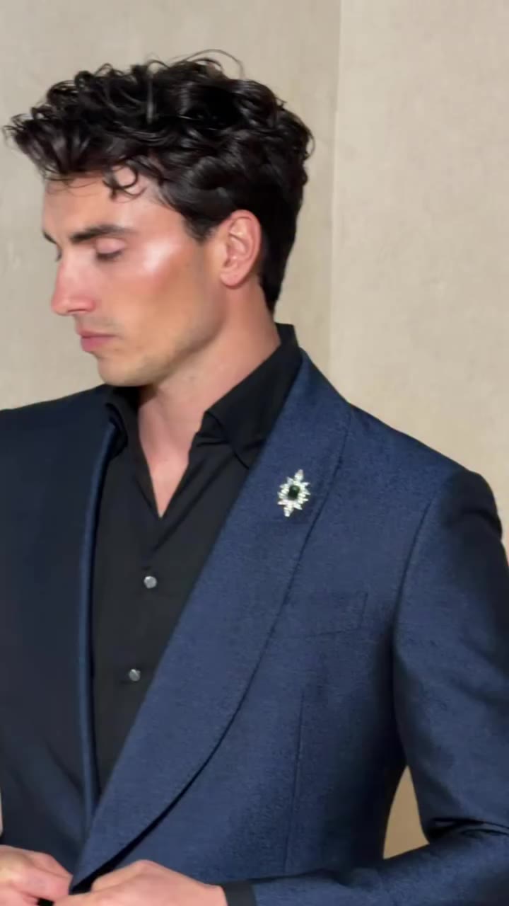 Navy, redefined. The Axis Suit brings a sharper perspective to classic navy…