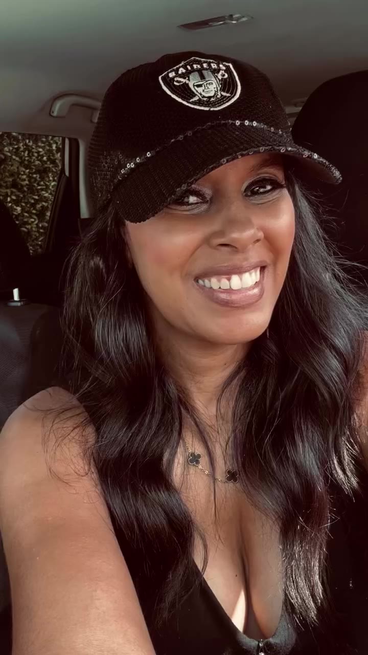 So glad the NFL season is baaaaaack!!!! Let’s go Raiders!!!!…