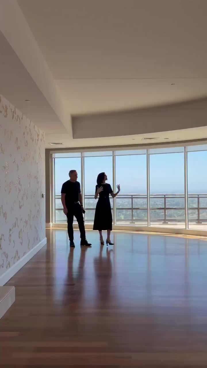 Actual footage of Terry and me planning our new home 🤣🤷🏻‍♀️🏠🖼️…