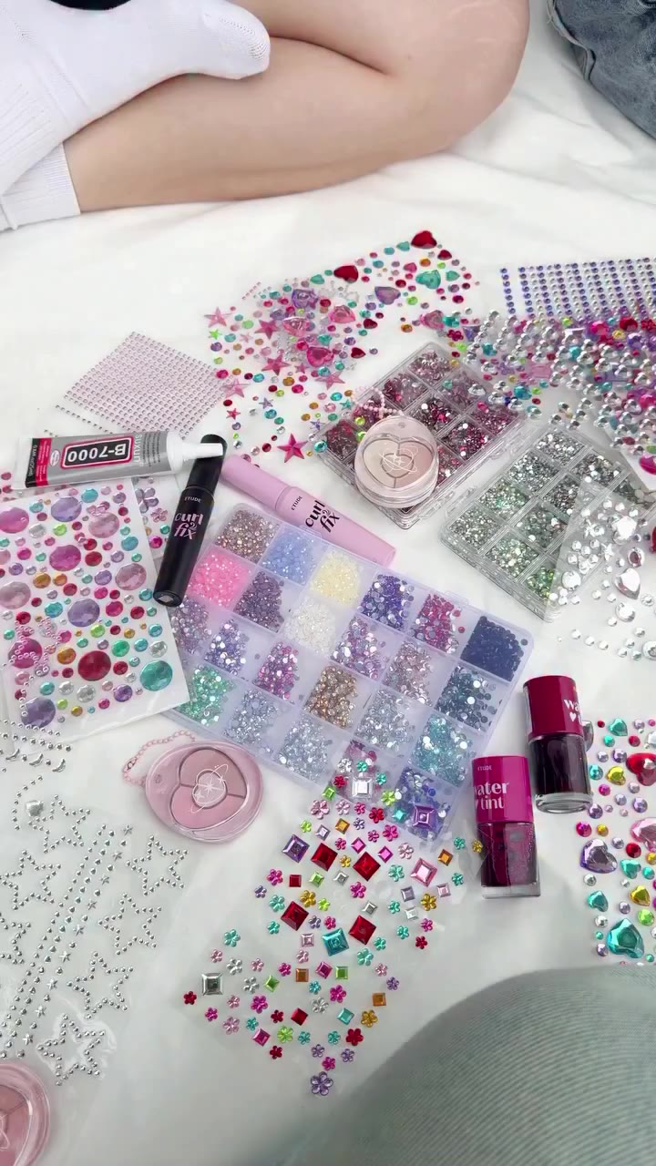 Main character energy, but make it craft hour!💅✨ Take a break from scrolling…