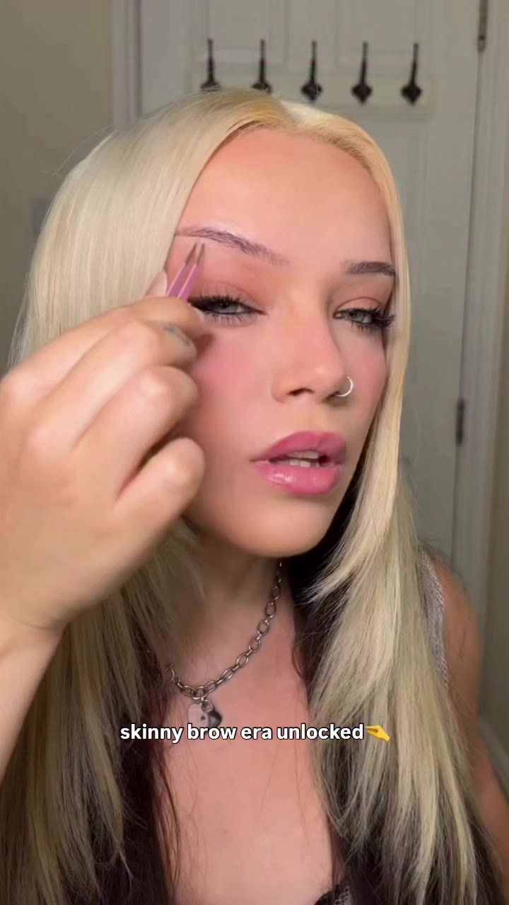 brow game straight from the archives, iykyk😏 #nyxcosmetics #crazyliftbrowglue…