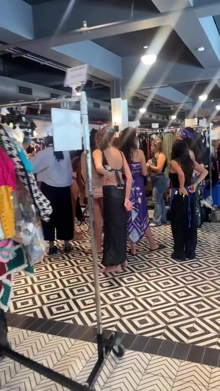 Behind the scenes at New York Fashion Week. 🖤 The making of the Treble runway…