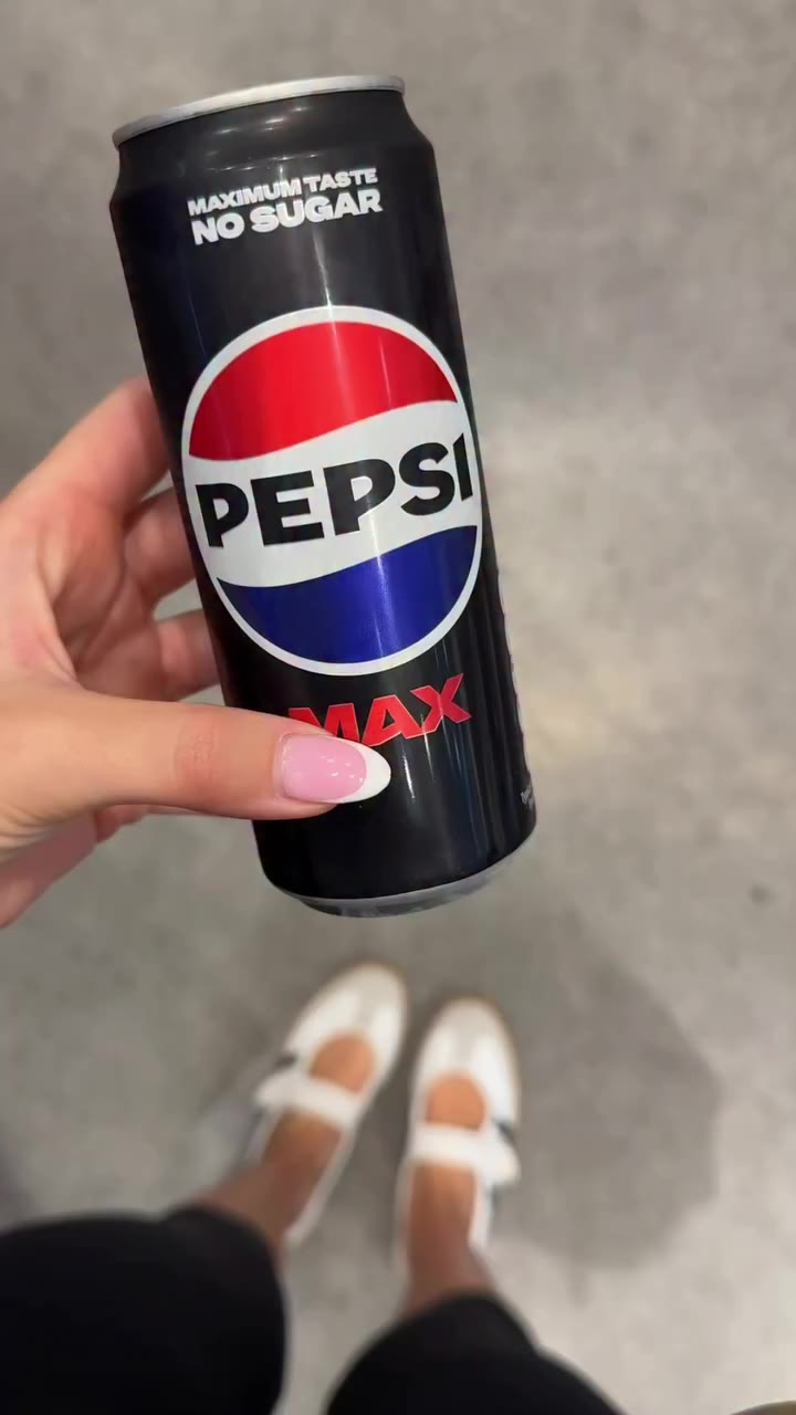 POV: you stop choosing the safe option for a day…🤭🥤❤️‍🔥 ad @pepsiireland