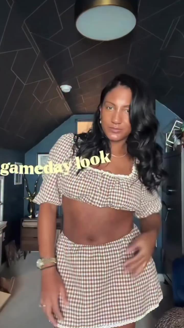 Game day fit secured!🏈✨ #charlie1horse #findthecowgirlinyou…