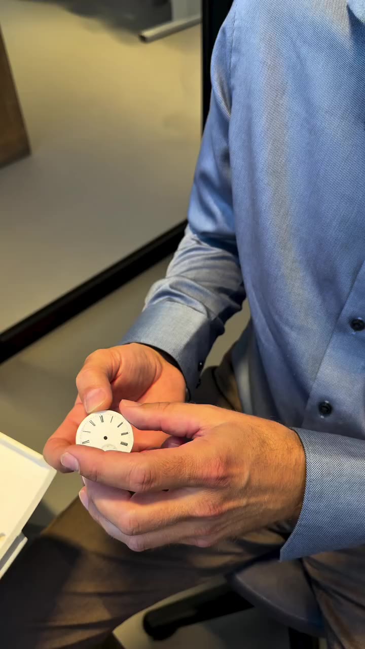 ⌚ Was passiert eigentlich hinter den Kulissen eines Uhrenateliers? In unserem…