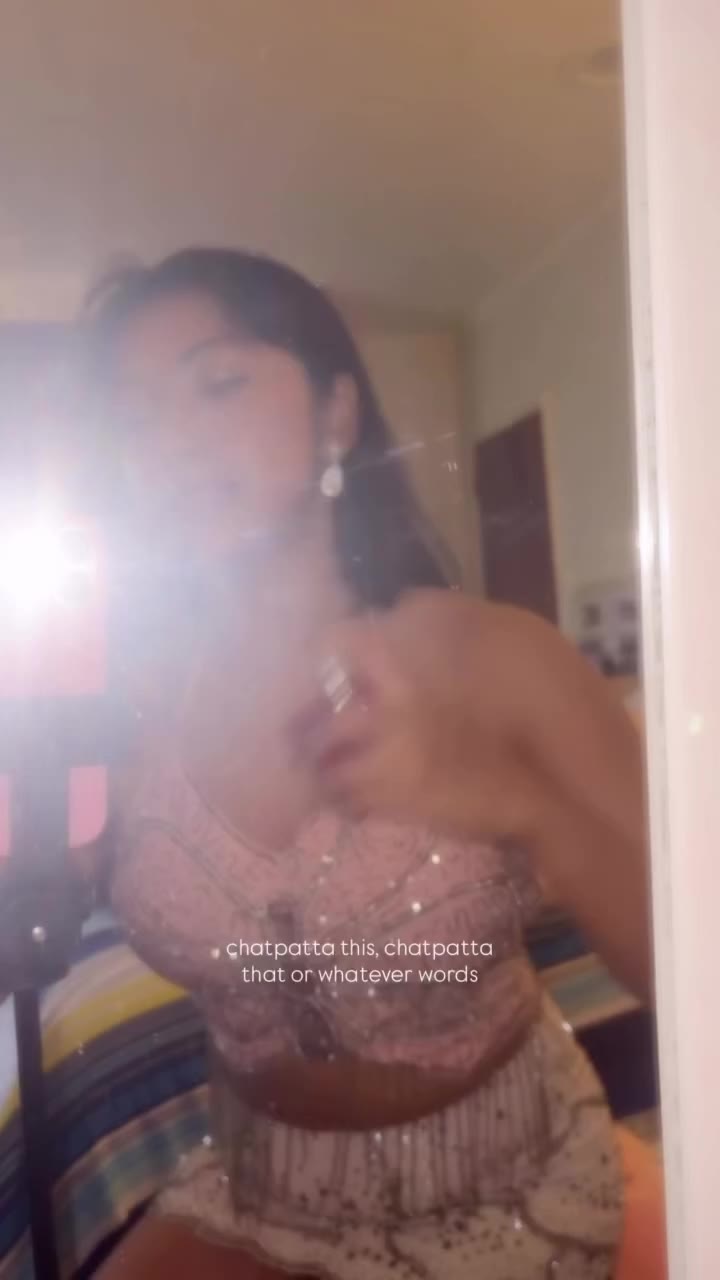 Chatpata this, chatpata that… LOOK AT HERRR THIS is the kind of fit that’ll…
