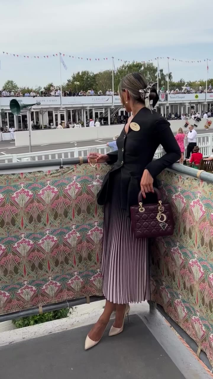 Goodwood Revival 2023 🤎♥️ Day 1 🔎 Goodwood Revival, Dior New Look, 1950s…