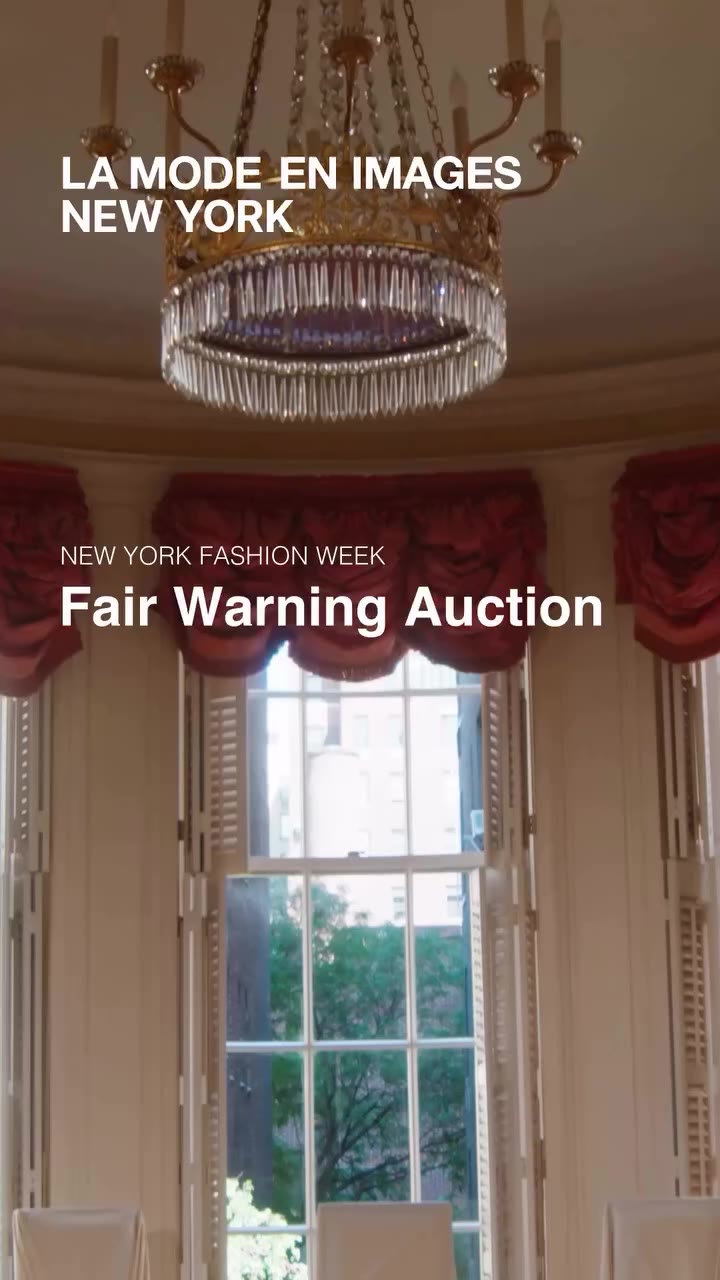FAIR WARNING AUCTION - THE IMPOSSIBLE COUTURE COLLECTION New York City…