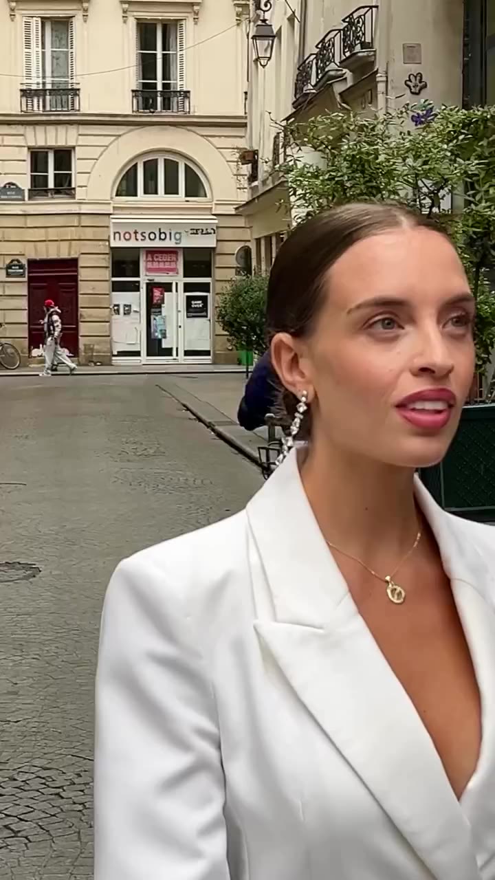 Meet the face of the Snake Kiss campaign Gloria Fregonese during the Snake…