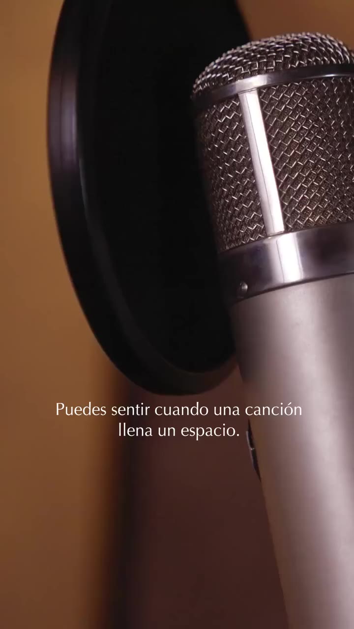 De lo cotidiano a lo extraordinario. ✨ Glimmer viste tus pequeños momentos del…