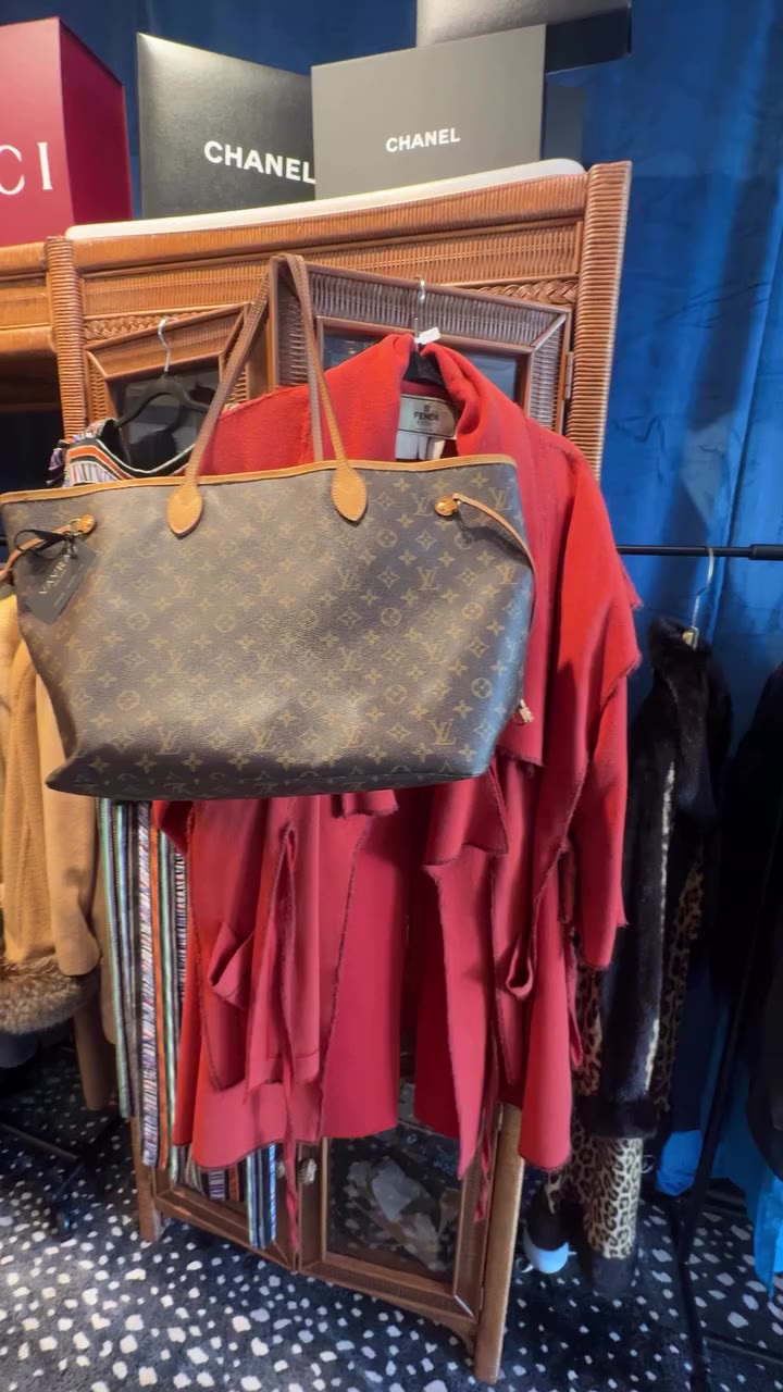 Did you know??? Let's see 3 iconic pieces of fashion history and learn more…