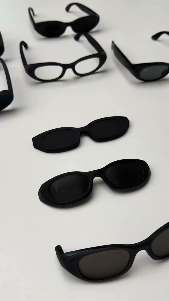 Timeless by design. Meta Glasses by Kylie Jenner.