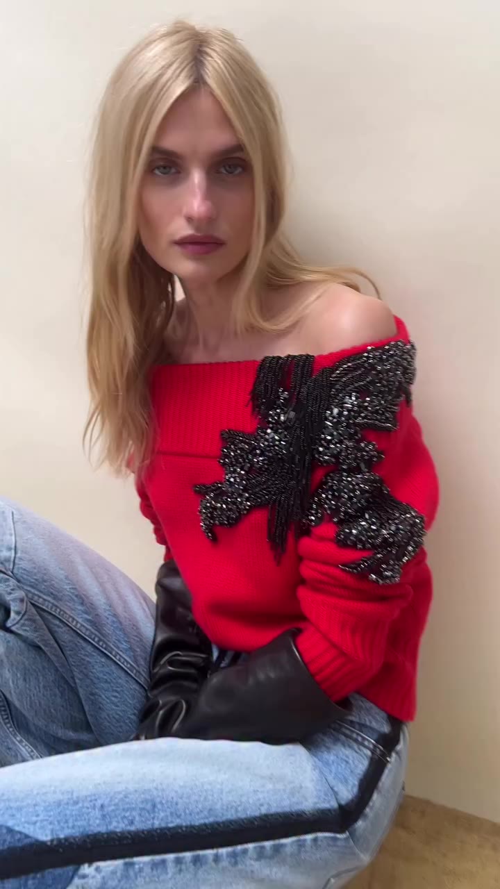Worn and felt: elevated knitwear in wool and cashmere. #AW26