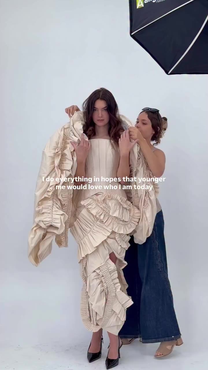 I LOVE NEW YORK FASHION WEEK!!! 🪡🧵 I’ve been having the best time going…