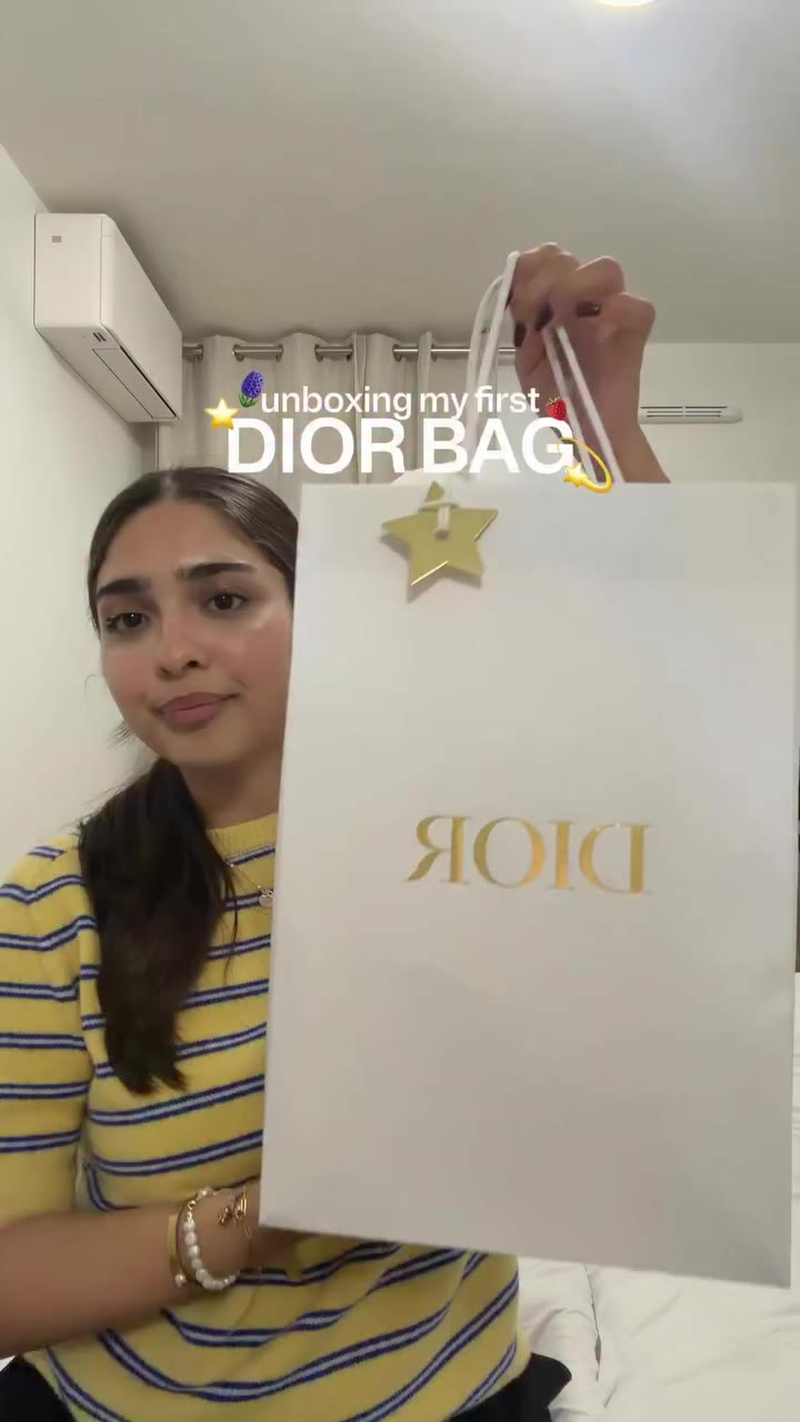 she soo prettyy 🍓🪻💫 @dior