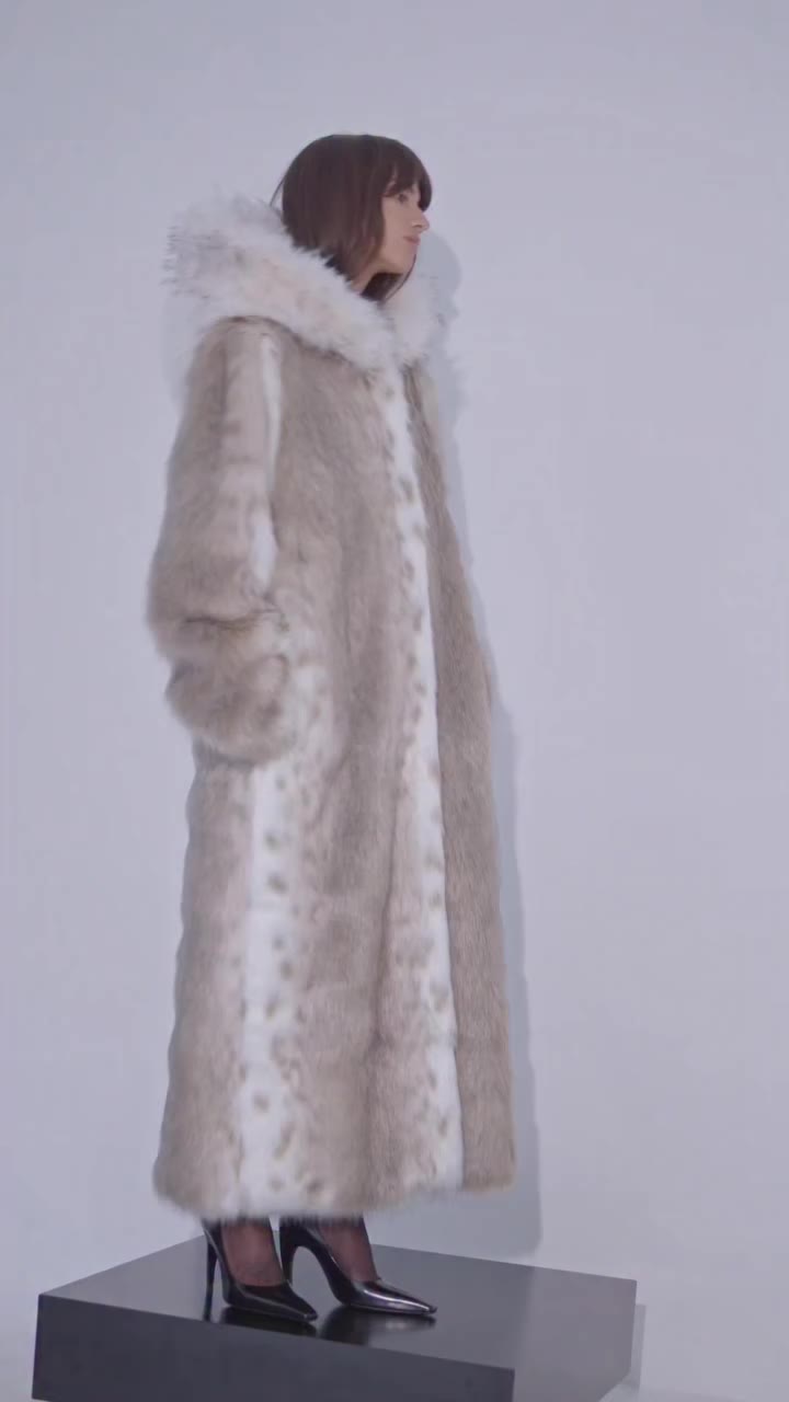 The perfect coat for your next winter getaway. Made for winter getaways…