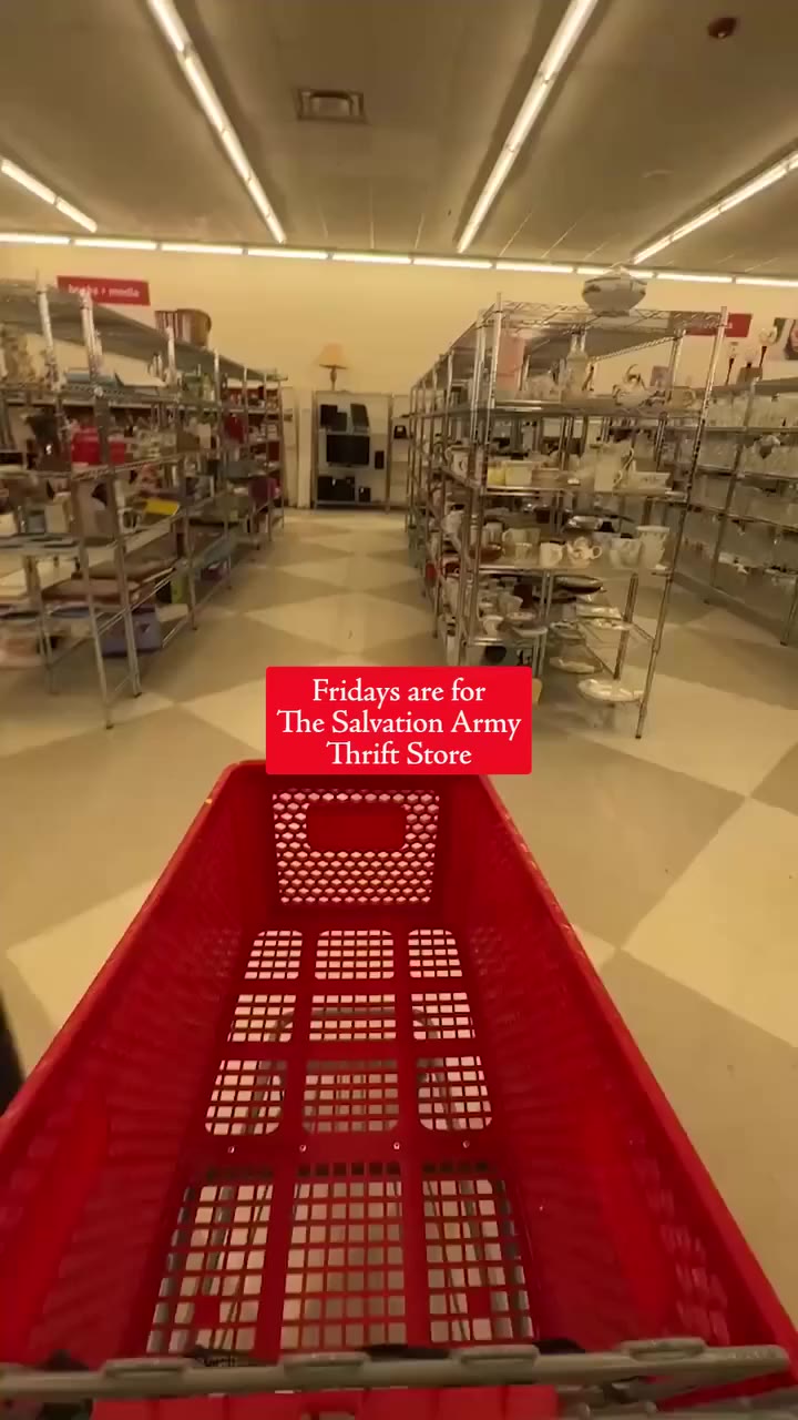 Treat yourself, the racks would love to see you! 🥰