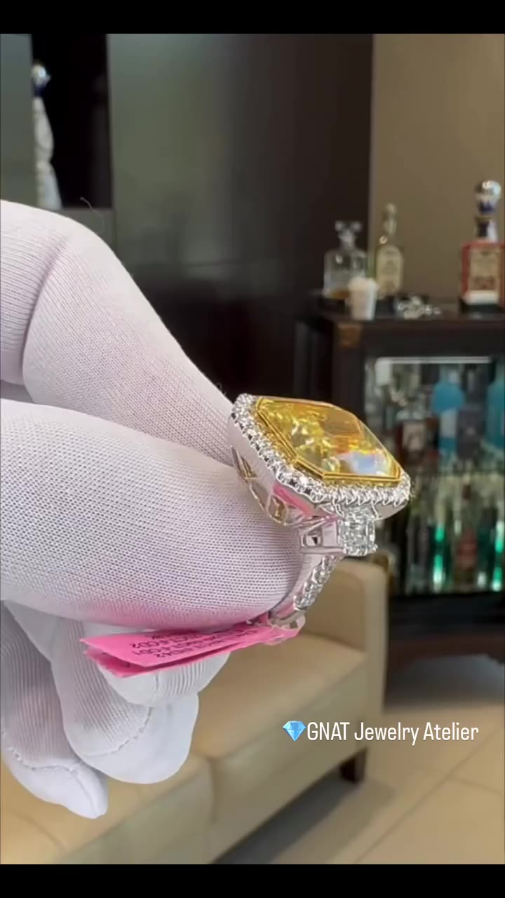 💙💜❤️💚🩷💛 Fancy Colored Diamonds 💎GNAT Jewelry Atelier . . . …