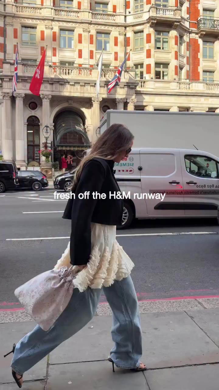 @hm A/W 2026 runway looks now available to shop 🖤 ad