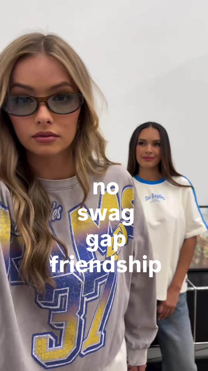 Same energy, same swag, and that’s the way we like it. 👯‍♀️