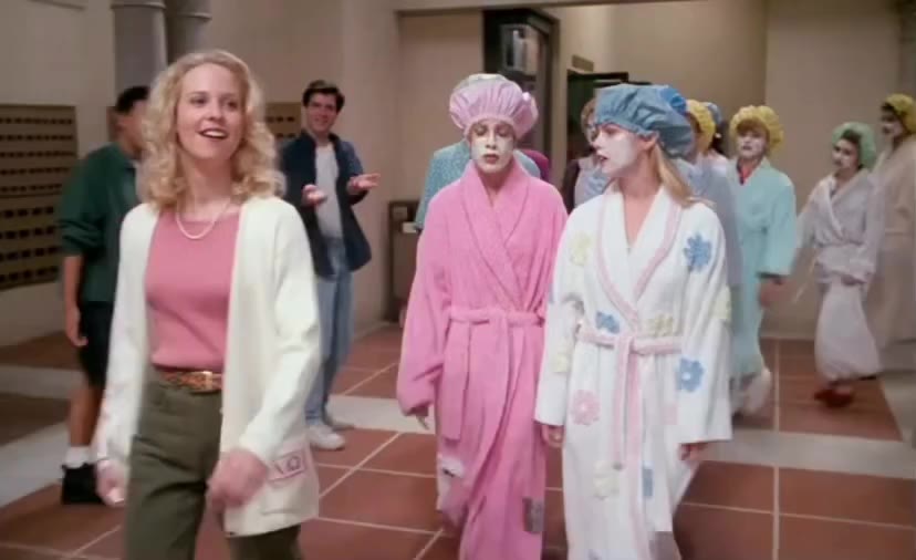 Flashback Friday✨ 90210 season 4 episode 13 Canyon Group chenille robes front…