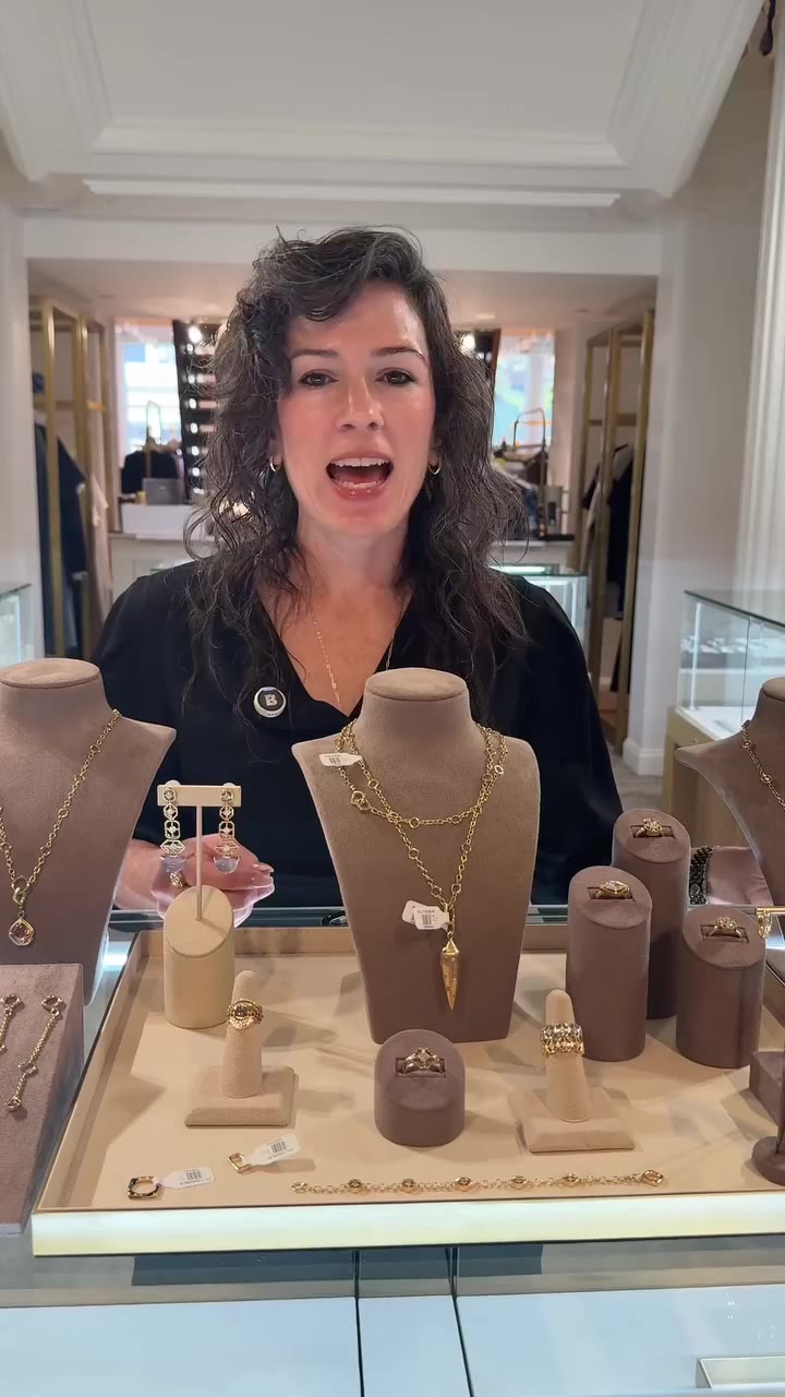 We're delighted to have Kelly, the @12thhousejewelry designer here for a…