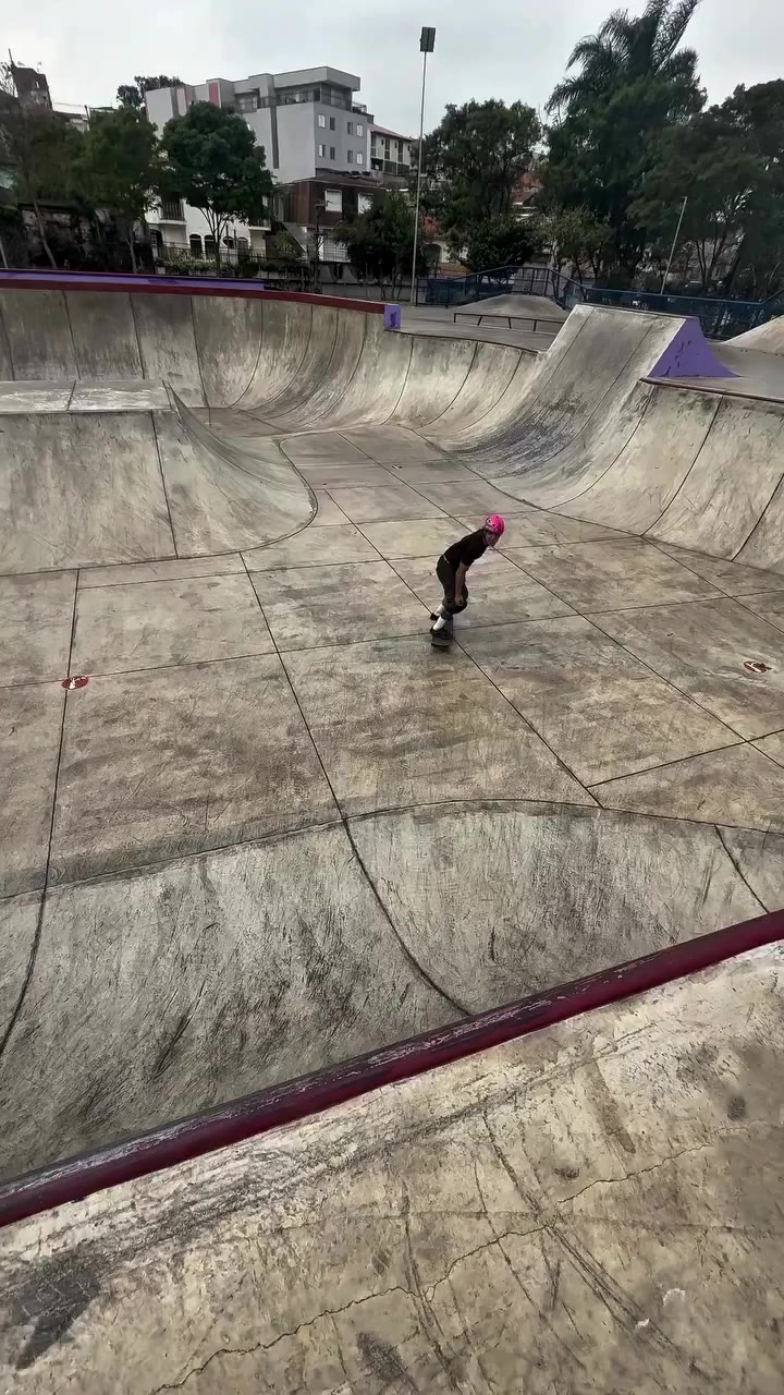 @th0mas.augusto 🚀🚀🚀🚀 #triple8nyc 📹 @victor_ikeda