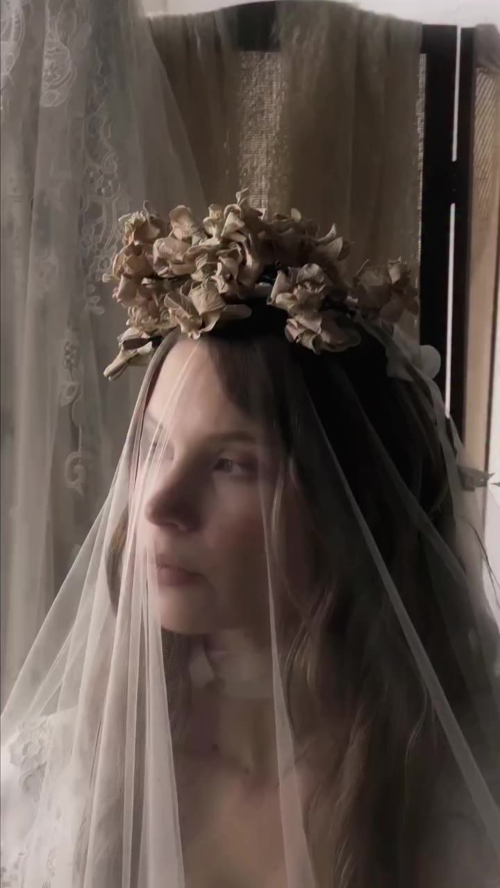 Hazel - an ode to vintage fineries and details that linger in our daydreams 🤍…