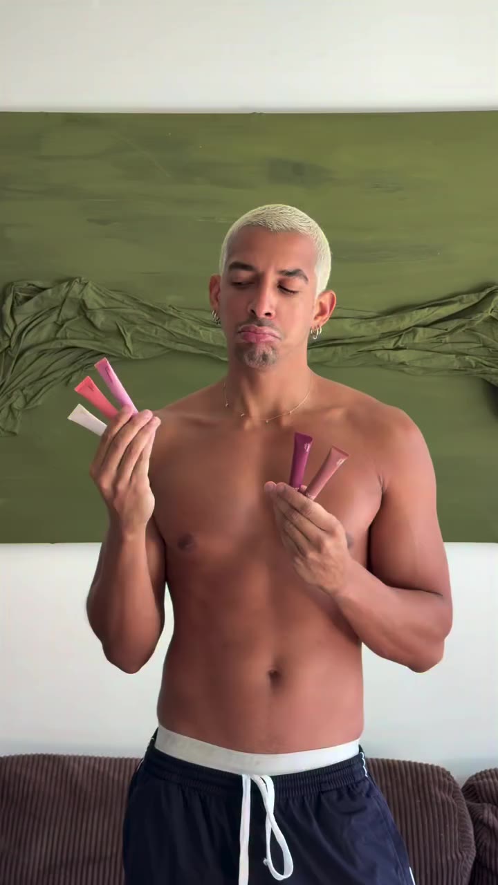 @eosproducts ’Nilla Glaze had my lips looking plump, glossy, and NYFW-ready…